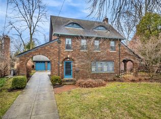 20791 Lake Rd, Rocky River, OH 44116