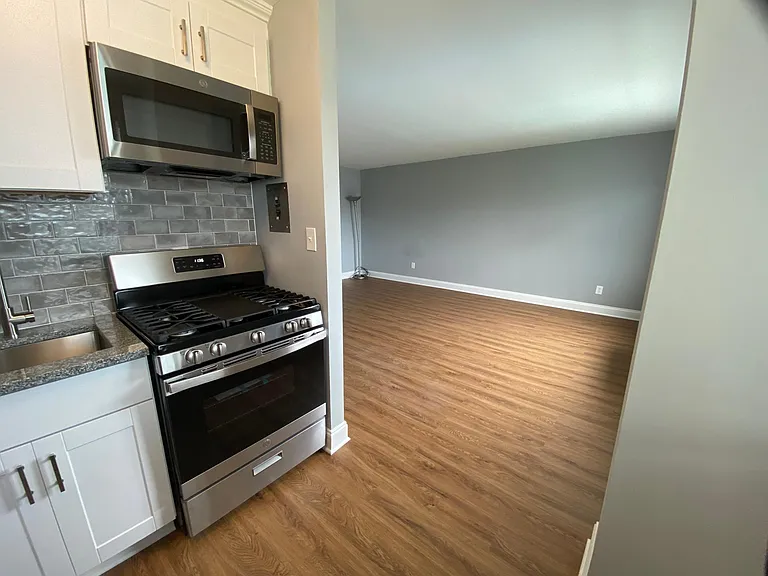 3515 Washington Blvd — Photo 7