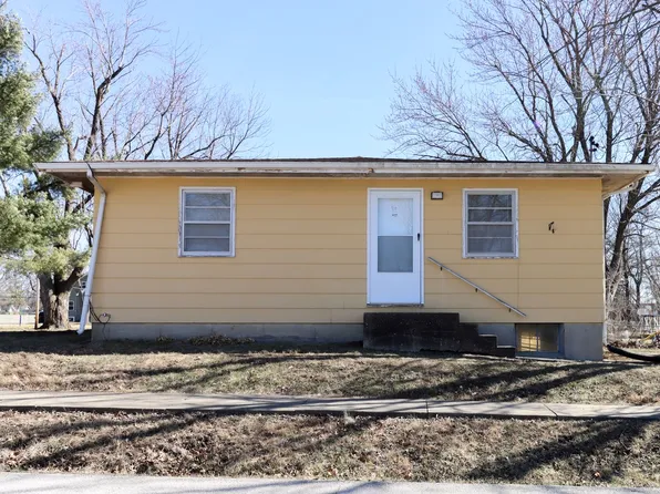 306 E Hwy 124, 306 E Highway 124 APT B, Hallsville, MO 65255