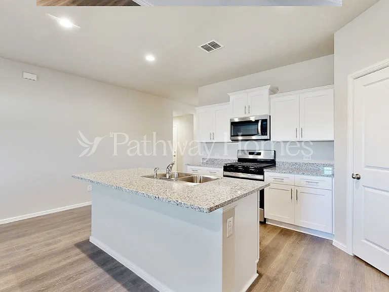 1625 Vandemere Ct — Photo 6