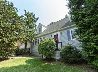 7 Dunns Ln, Marblehead, MA 01945