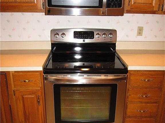 4th image of 6016 Cabot Ct #6016