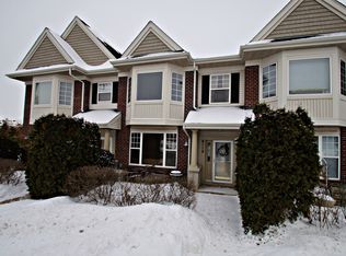 8118 Golden Valley Rd, Golden Valley, MN 55427