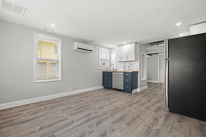 Studio, 1.0 bath, 400 sqft, $1,650 — Photo 4