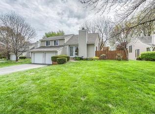 12932 W 108th St, Overland Park, KS 66210