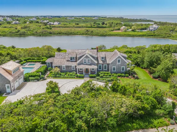 13 Washing Pond Rd, Nantucket, MA 02554