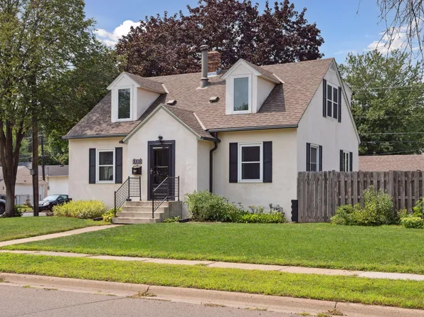 558 7th Ave S, South Saint Paul, MN 55075