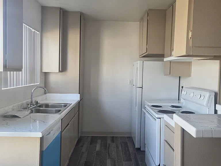 Villa Mollison Apartments — Photo 8
