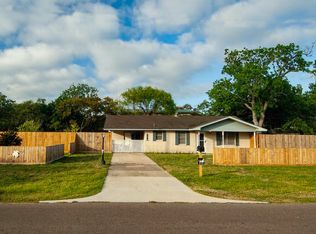 315 W Greenwood Ave, Aransas Pass, TX 78336