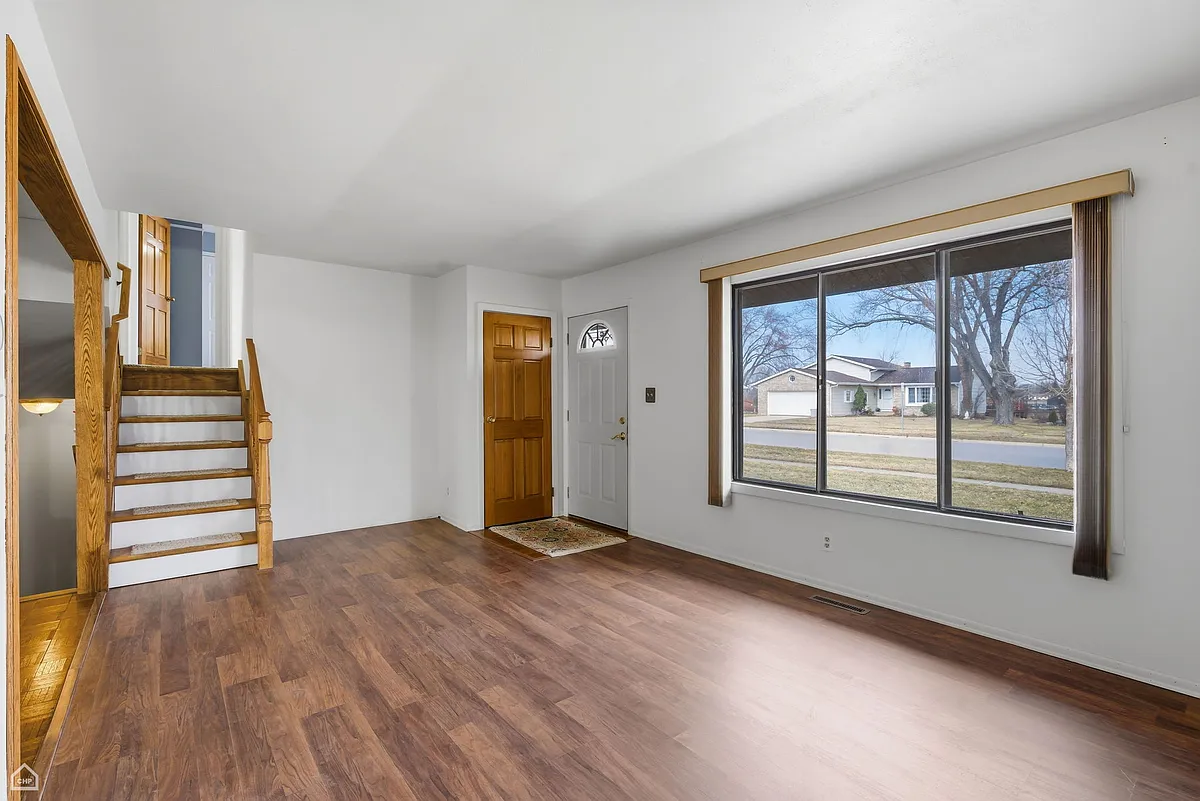 Building Photo - 409 Kensington Dr