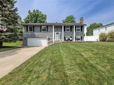 17162 Park Lane Dr, Strongsville, OH, 44136
