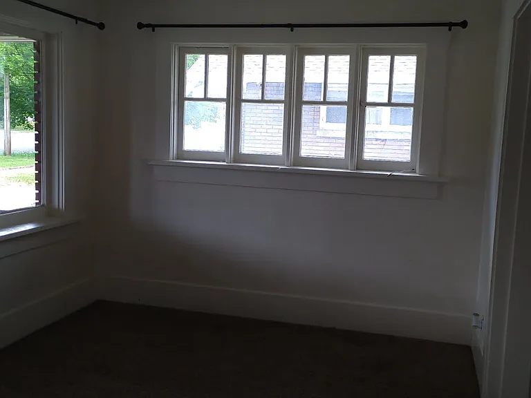 337 N 200 E — Photo 20