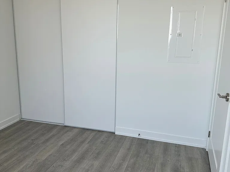 5105 Hurontario St #2107 — Photo 5