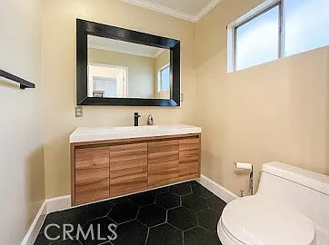 707 E Tujunga Ave #B — Photo 8