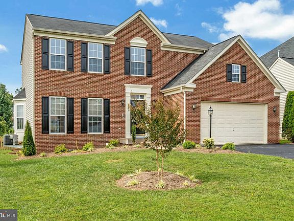 2nd image of 9547 Laurencekirk Pl