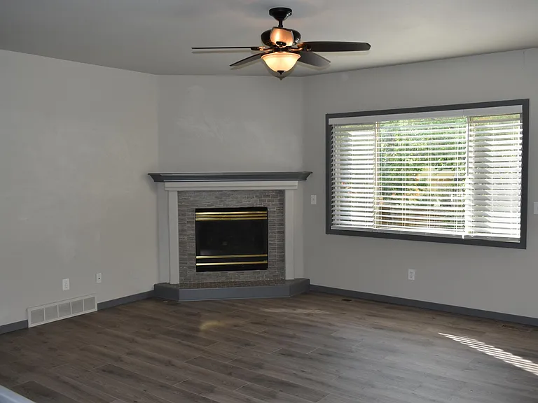 2417 Anemonie Ct — Photo 5