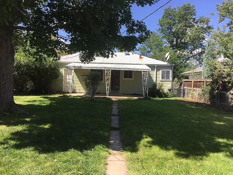 2256 Geneva St — Photo 21
