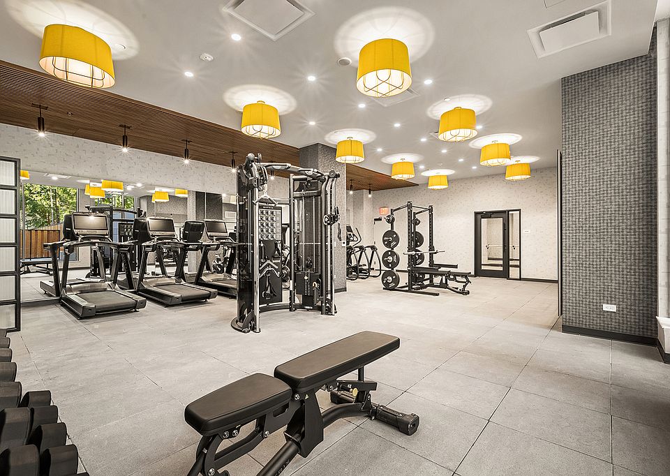 1st image of 75 Dupont St #106