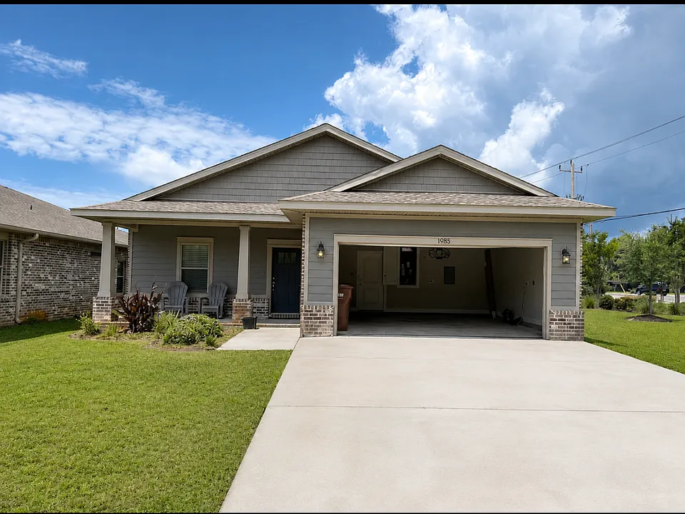 1985 Medlin Ct