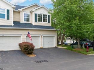 51 Alexandra Way #551, Clinton, NJ 08809