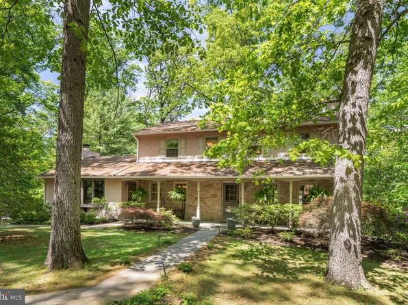 2667 Furlong Rd, Doylestown, PA 18902