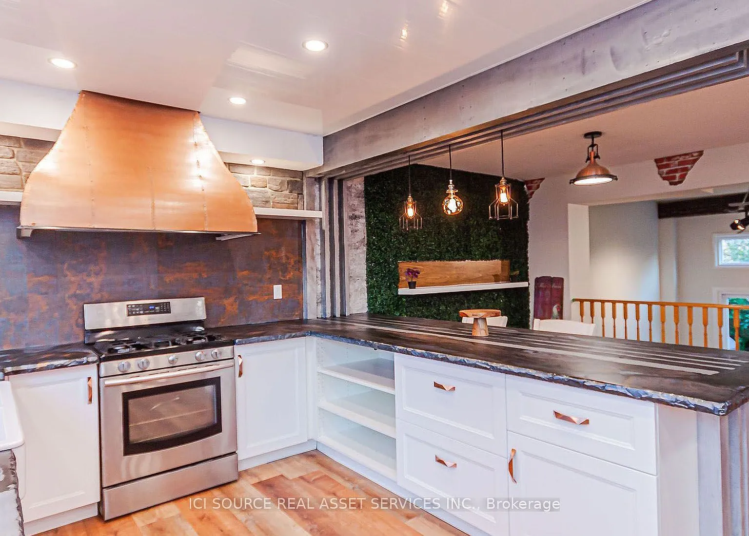 3 bed, $2,999 — Photo 3