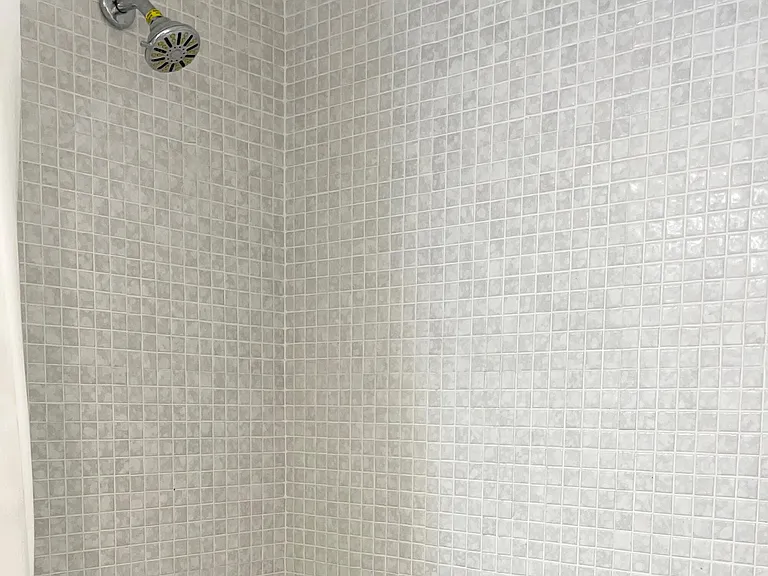 171 Suffolk E #171-F — Photo 17