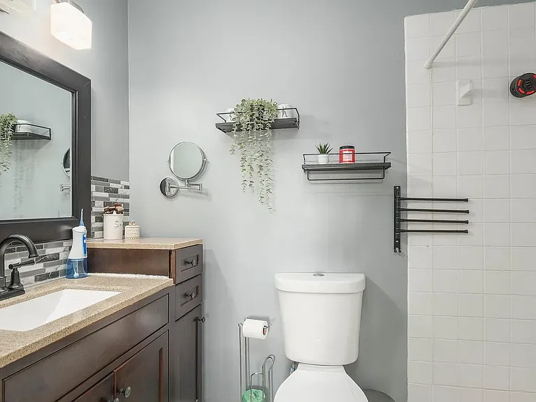 1720 Julie Ct — Photo 17