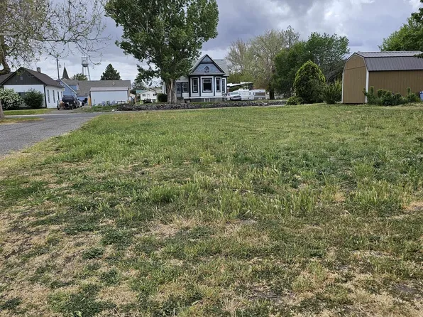 W Cleveland Ave, Glenns Ferry, ID 83623