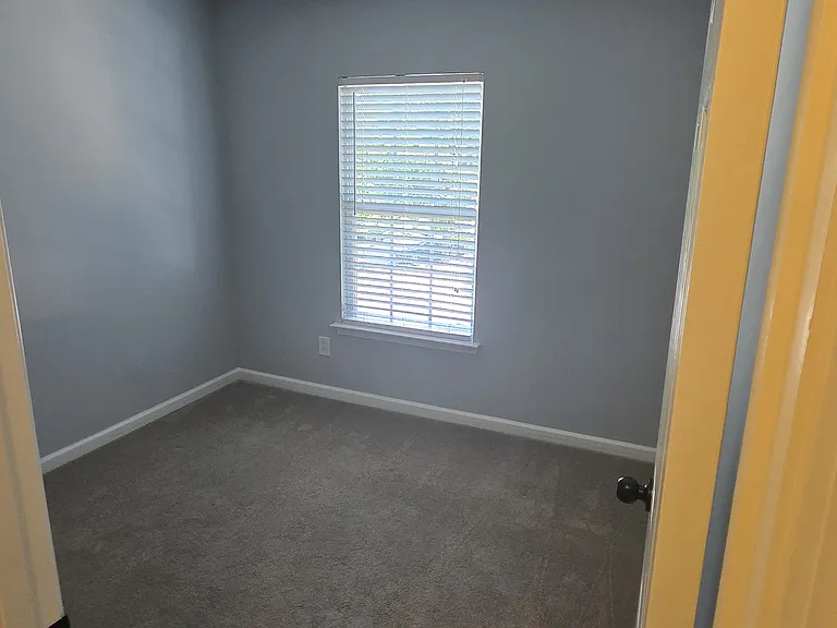 4246 Vienna Crest Dr — Photo 13