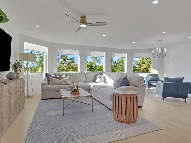 2728 Tiburon Blvd E #302 — Photo 1