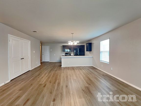 3rd image of 9720 Marbach Brk