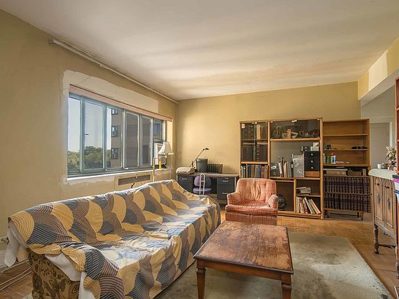 3rd image of 5060 N Marine Dr #6D