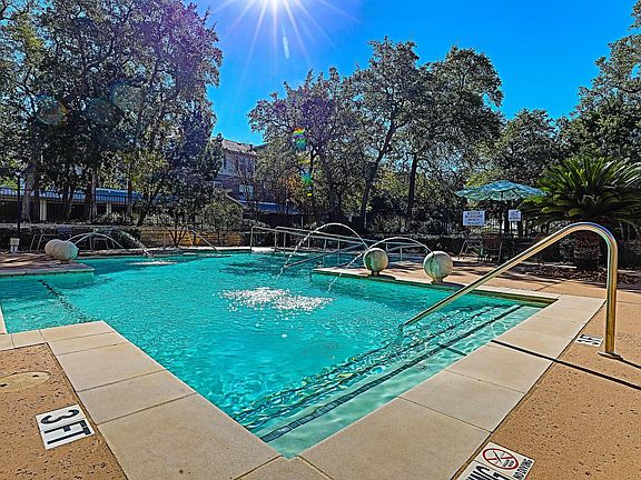 CALM POOL