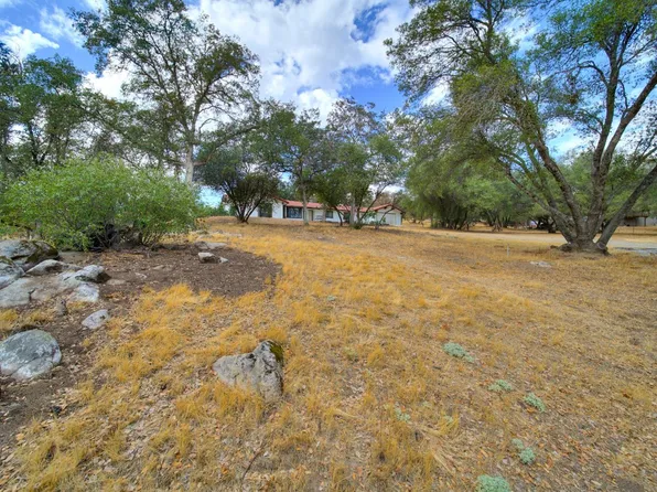 44679 Savage Rd, Coarsegold, CA 93614