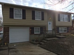 324 Redmar Blvd, Radcliff, KY 40160