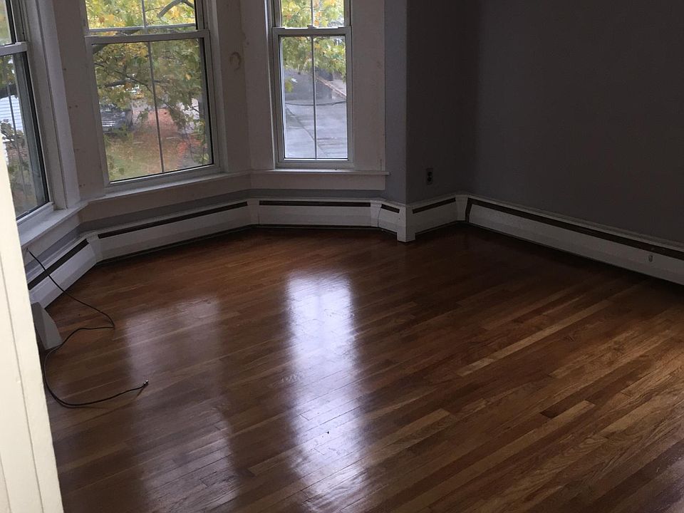1st image of 34 Arlington St #3
