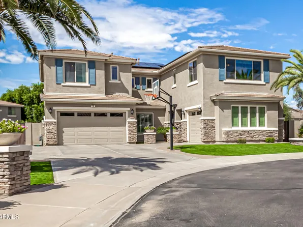 1372 E LOVEBIRD Court, Gilbert, AZ 85297