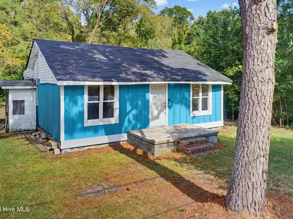 312 W 3rd Street, Tabor City, NC 28463