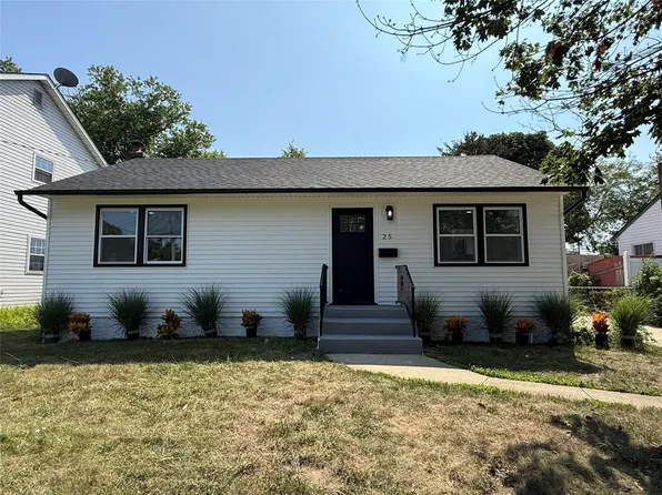 25 Floral Drive, Amityville, NY 11701