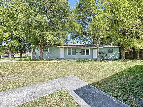 2nd image of 260 NE 41st Street