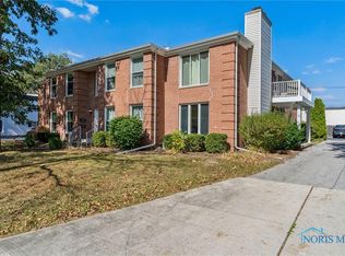 1926 Queenswood Dr APT 4, Findlay, OH 45840