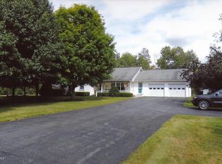 14 Granview Dr, Granville, NY 12832