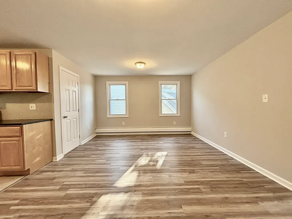 1 bed, $1,800 — Photo 3