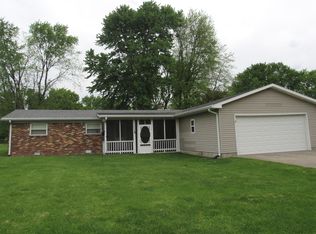 708 E Main St, Waveland, IN 47989