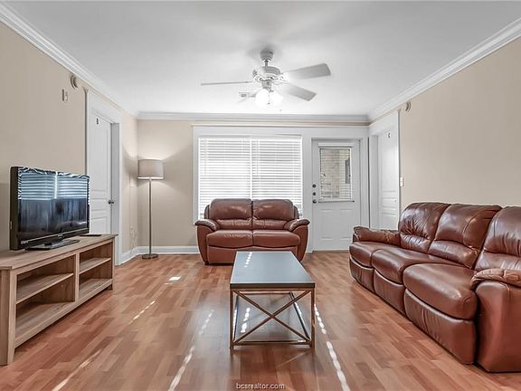 3rd image of 1725 Harvey Mitchell Pkwy S APT 2422