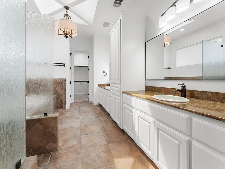 2633 Collingwood Dr — Photo 25