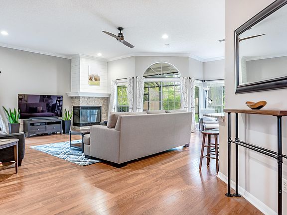 4th image of 4719 Mountain Breeze Ct N