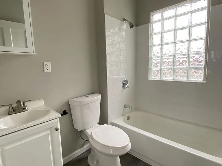 6306 Chandler — Photo 11