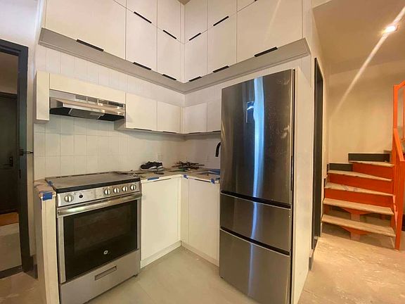 2nd image of 1076 Bergen St #2A